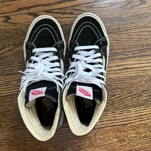 Vans high tops. Size 8. Good condition